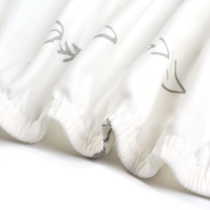 GRSSDER Stretchy Ultra Soft Fitted Bassinet Sheet Set 2 Pack, Universal Fit for Bassinets Baby Cradle Moses Basket Oval Rectangle Mattress, Christmas Trees/Arrows Bassinet Sheets for Girls and Boys