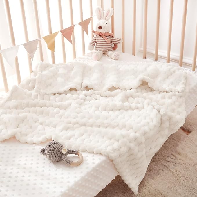 HOMRITAR Flannel Fleece Fluffy Fuzzy Blanket for Baby 3D Jacquard Soft Warm Plush Bed Blanket for Home Decor, Toddler Infant or Newborn Receiving Blanket (30 x 40 Inch, Cream)