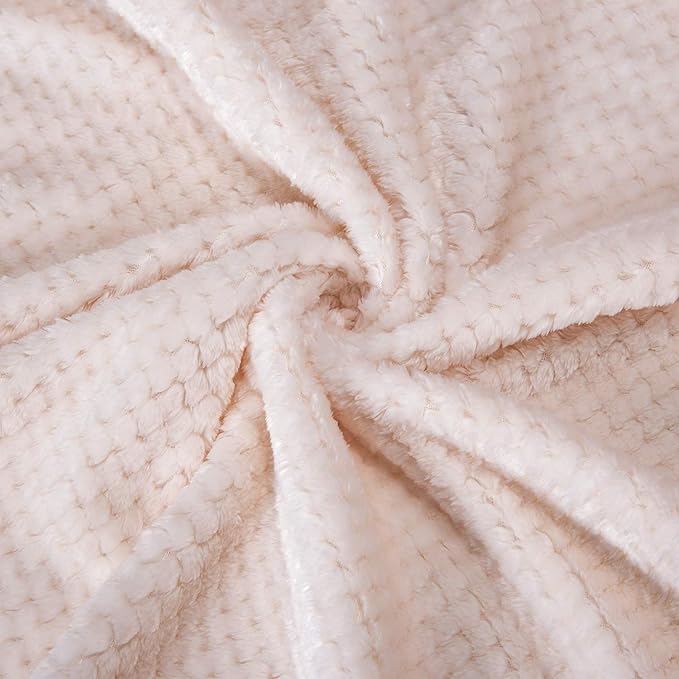 Fuzzy Throw Blanket, Plush Fleece Blankets for Adults, Toddler, Boys and Girls, Warm Soft Blankets and Throws for Bed, Couch, Sofa, Travel and Outdoor, Camping (Twin(60"x80"), XL1-Cream)