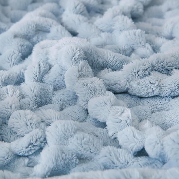 HOMRITAR Baby Blanket for Boys or Girls 3D Jacquard Fluffy Fuzzy Blanket for Infant, Soft Warm Cozy Flannel Fleece Warm Blanket Nursery, Stroller Toddler Bedding (30 x 40 Inch, Blue)