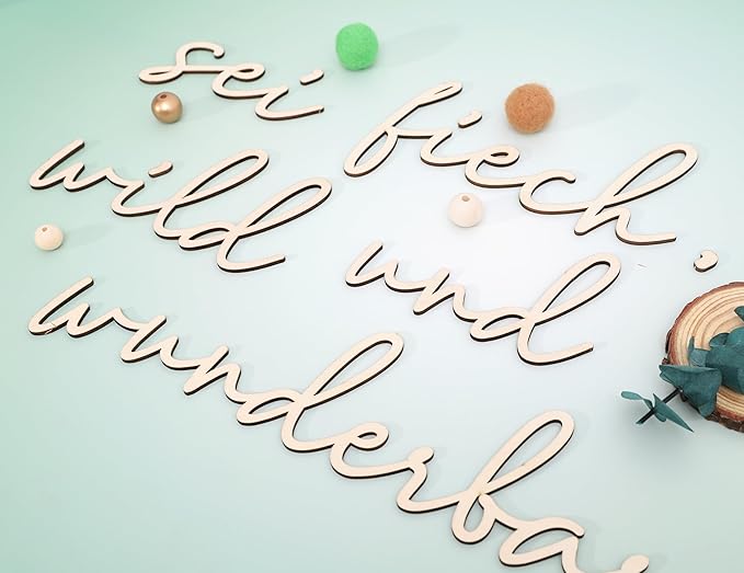 Lettering Wood Sei Frech, Wild und wunderbar - Plywood Words Sign for Decoration, Children's Room Saying Quote, Nursery Wall Art, Wooden Word Text Art (Sei Frech, Wild und wunderbar)
