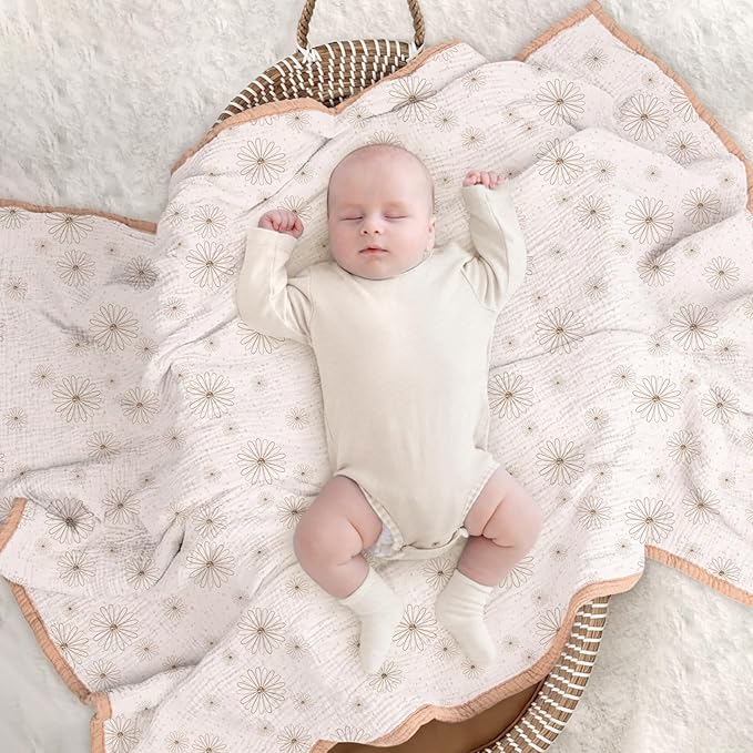 Lulu moon Muslin Quilt Blanket, Crib Blanket for Baby and Toddler,47x47 Inches(Pink Daisy)