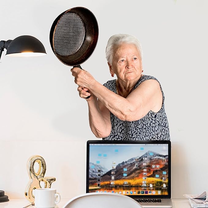 iinuu Senior Woman with Pan Wall Sticker, Old Lady Wall Decal