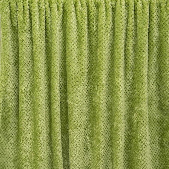 Fuzzy Throw Blanket, Plush Fleece Blankets for Adults, Toddler, Boys and Girls, Warm Soft Blankets and Throws for Bed, Couch, Sofa, Travel and Outdoor, Camping (Throw(50"x70"), L-Avocado)